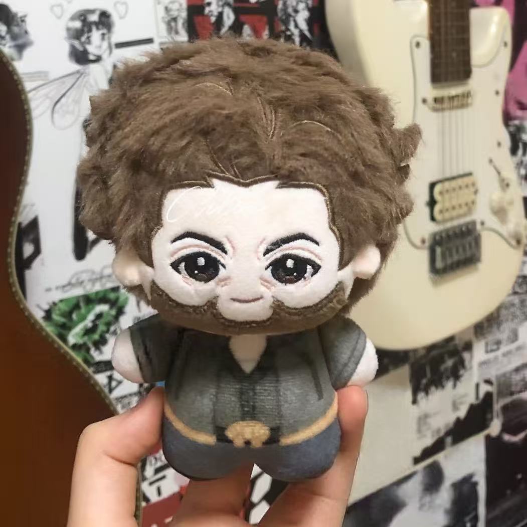 Anime Merchandise For Sale - 10 cm ‌ Pluszak Anime James